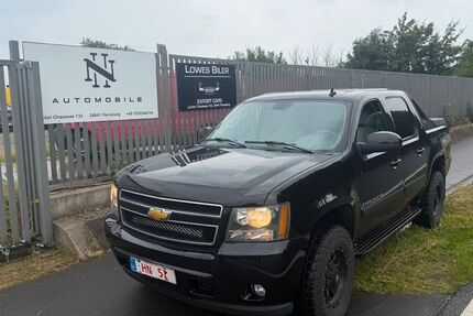 Chevrolet Avalanche 262.000 km 8.000 &euro; Flensburg 24941