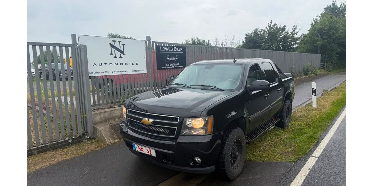 Chevrolet Avalanche 262.000 km 8.000 &euro; Flensburg 24941