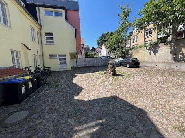 Etagenwohnung Flensburg - 2.5 Zimmer, 64 m&sup2;, 900&euro; | Angebot:25080225