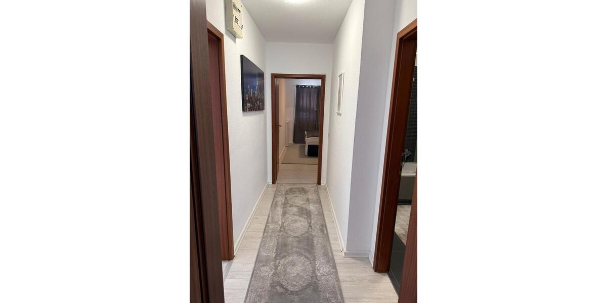 Etagenwohnung Flensburg - 3 Zimmer, 83 m&sup2;, 725&euro; | Angebot:26704875