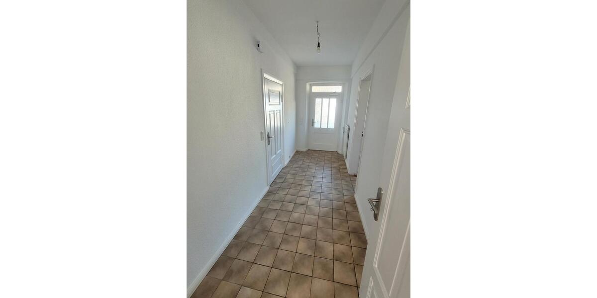 Erdgeschoßwohnung Löwenstedt - 4.5 Zimmer, 132 m&sup2;, 925&euro; | Angebot:26691825