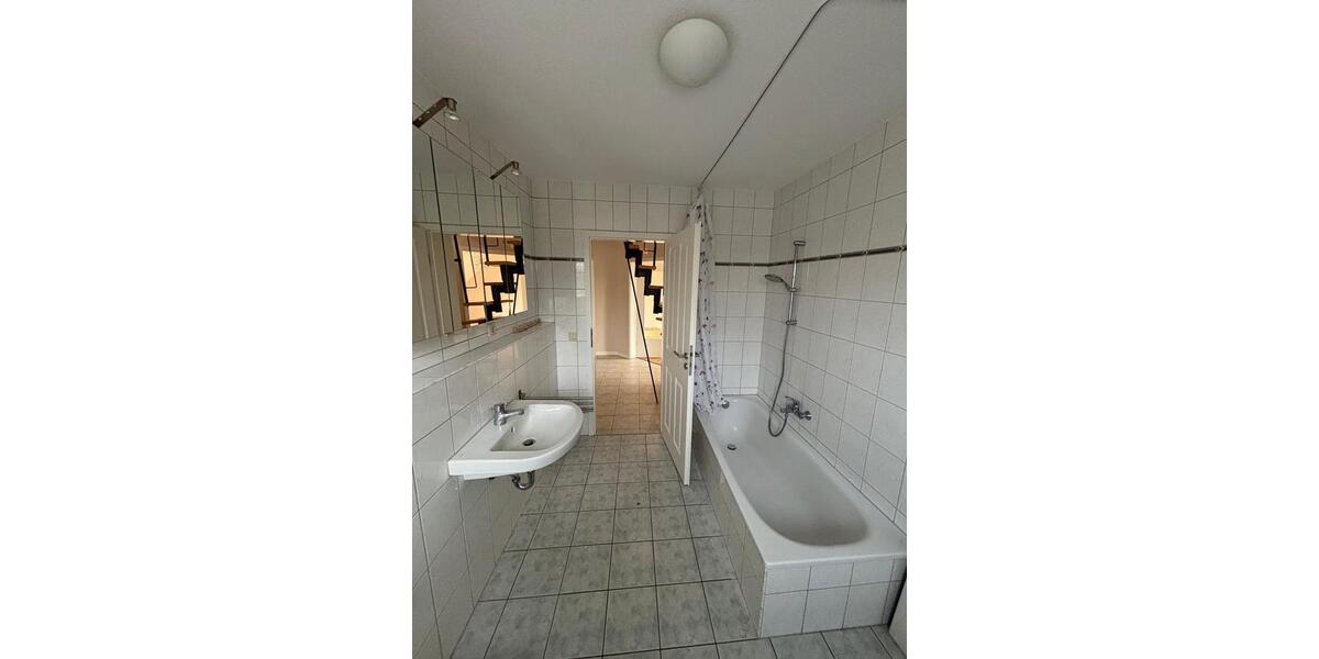 Dachgeschoßwohnung Wanderup - 3 Zimmer, 87 m&sup2;, 1.085&euro; | Angebot:26473163