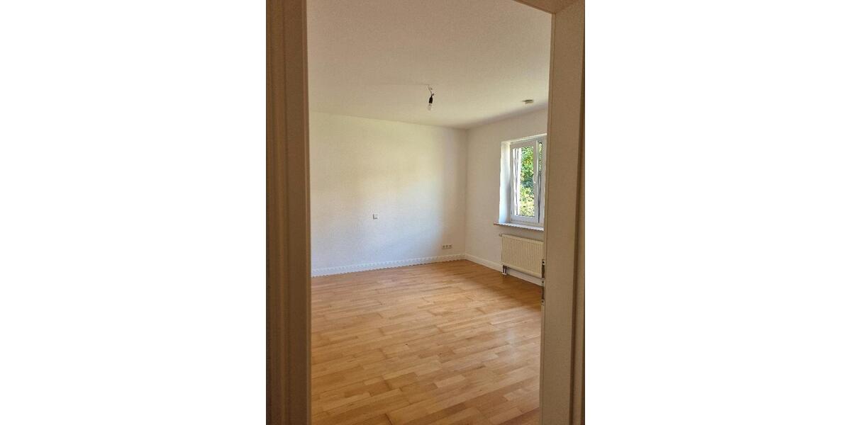 Erdgeschoßwohnung Flensburg Altstadt - 3 Zimmer, 100 m&sup2;, 950&euro; | Angebot:26412550
