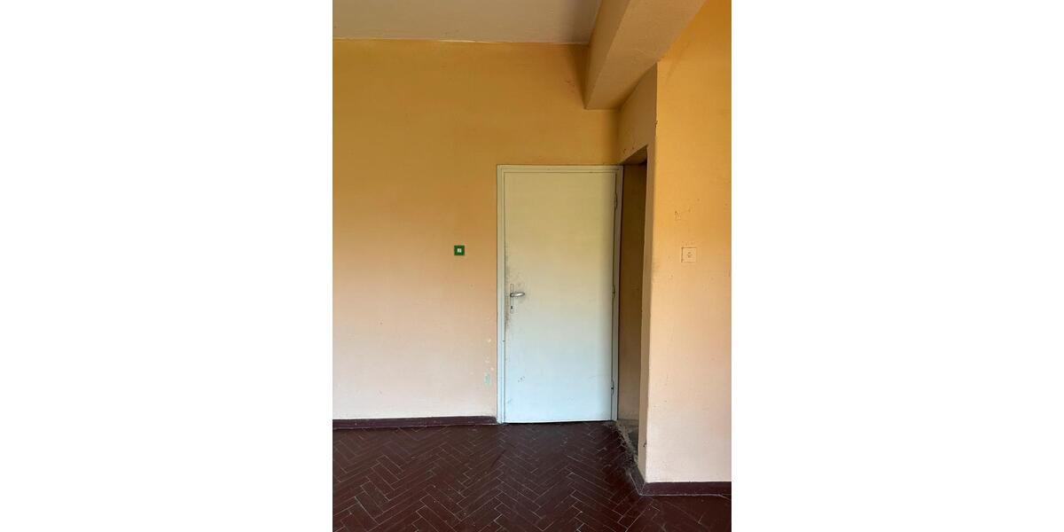 Etagenwohnung Flensburg - 2 Zimmer, 70 m&sup2;, 26.000&euro; | Angebot:21287904