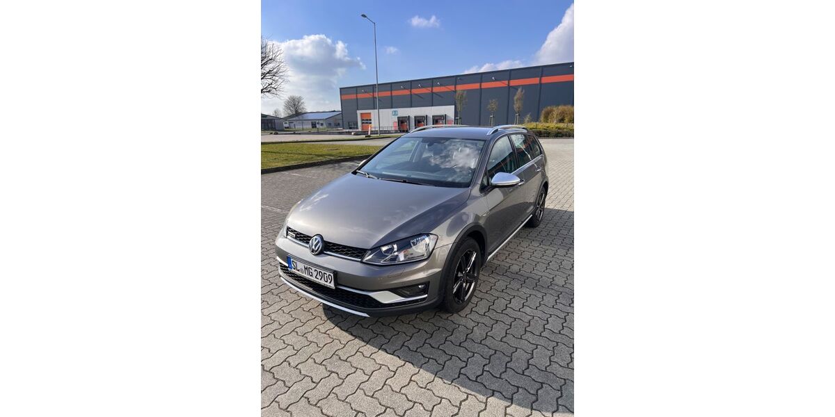 VW Golf 232.678 km 9.900 &euro; Harrislee 24955