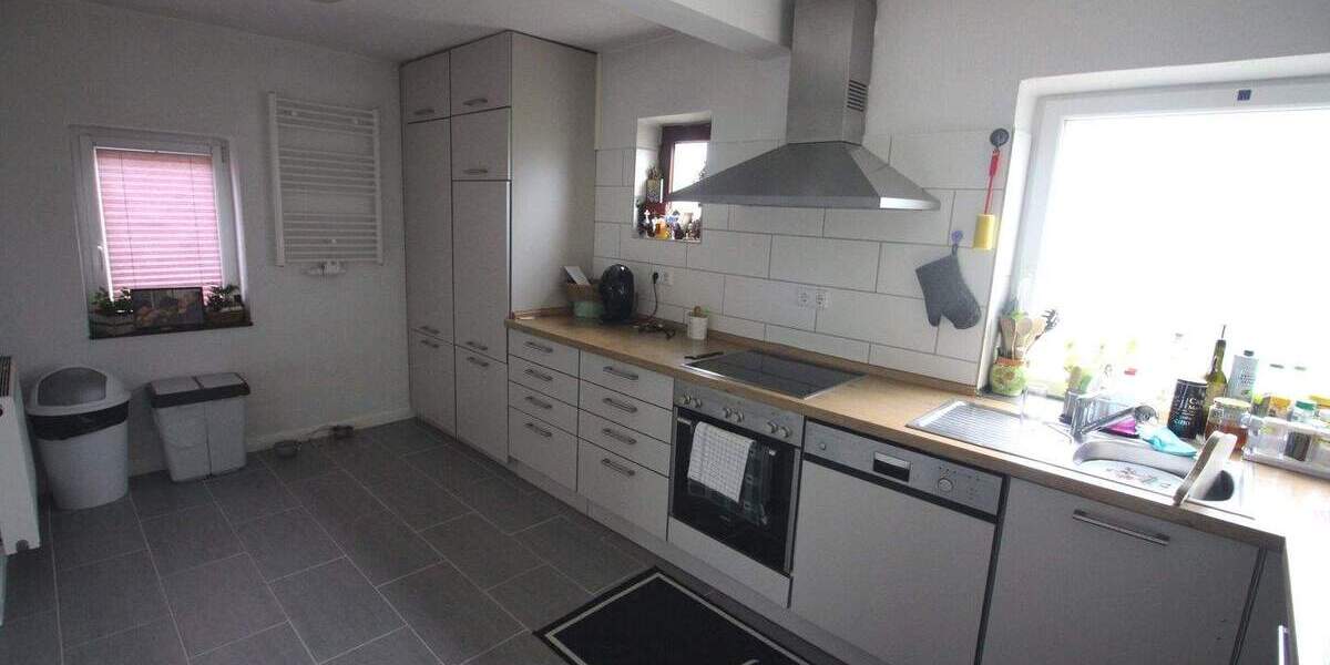 Mehrfamilienhaus, Wohnhaus Schafflund - 6 Zimmer, 177 m&sup2;, 405.000&euro; | Angebot:25706541