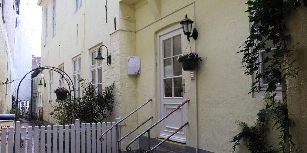 Gewerbeobjekt Flensburg Altstadt - 4 Zimmer, 121 m&sup2;, 1.250&euro; | Angebot:25796094