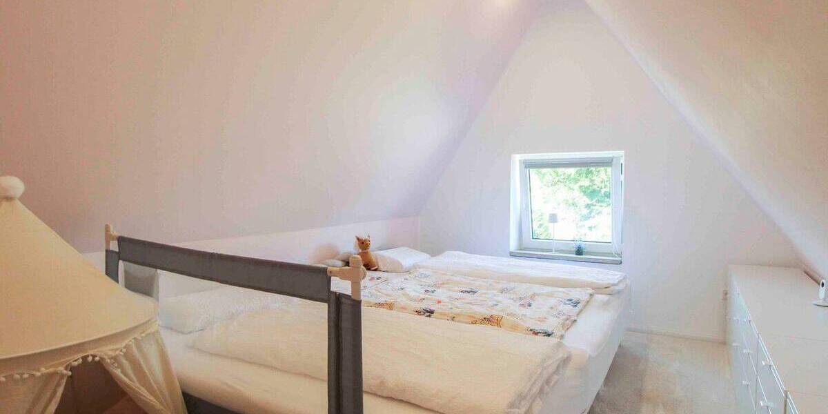 Einfamilienhaus Flensburg Engelsby - 8 Zimmer, 150 m&sup2;, 559.000&euro; | Angebot:26028349