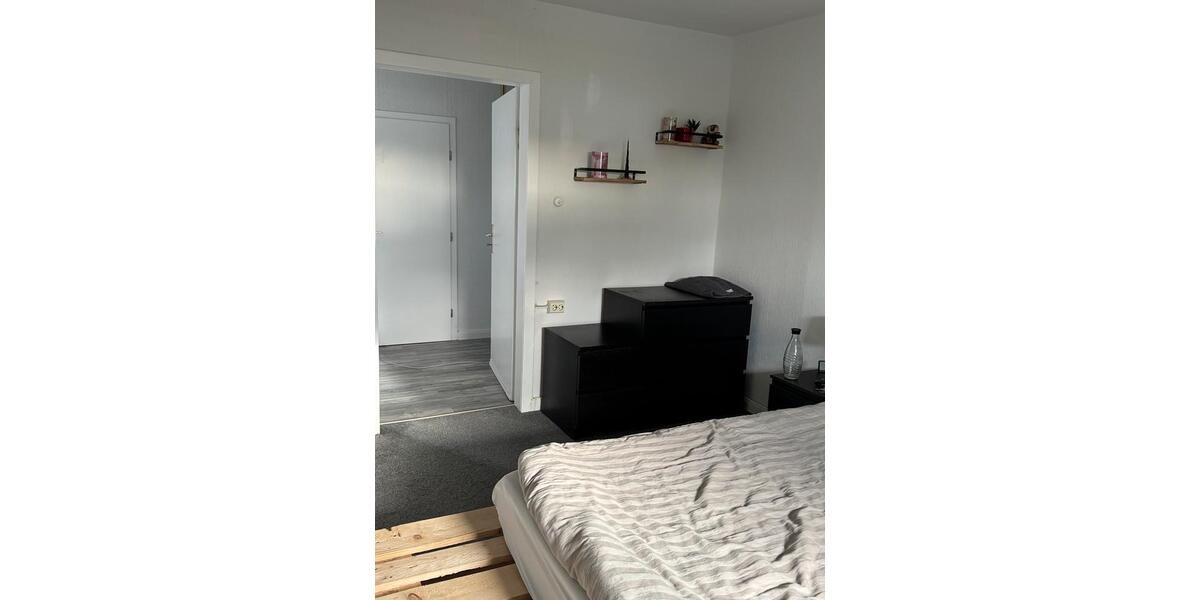 Dachgeschoßwohnung Steinbergkirche - 2 Zimmer, 70 m&sup2;, 750&euro; | Angebot:26022598