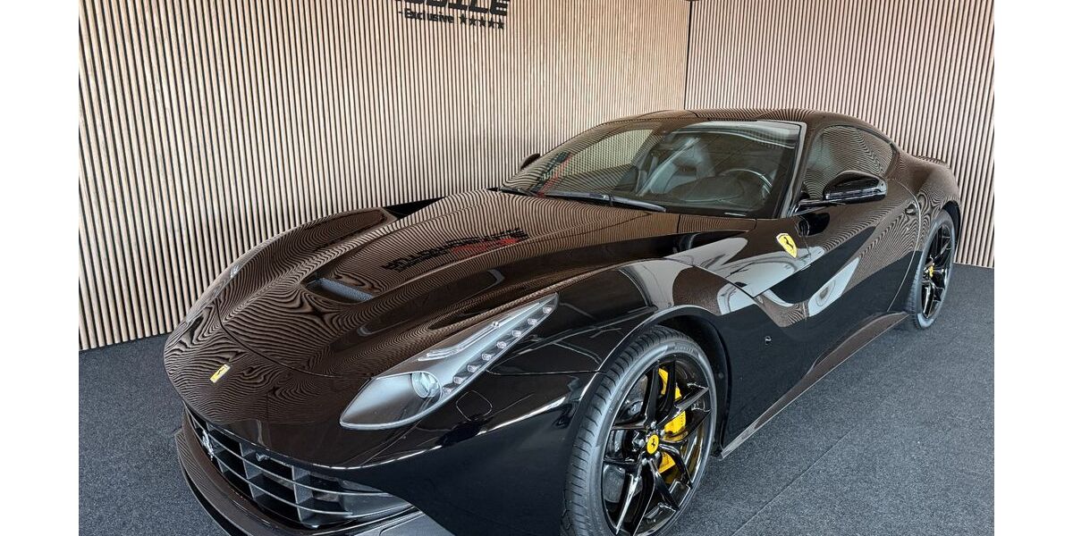 Ferrari F12 48.600 km 259.900 &euro; Handewitt 24976