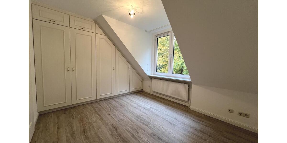 Dachgeschoßwohnung Glücksburg (Ostsee) - 4 Zimmer, 134 m&sup2;, 1.330&euro; | Angebot:23446280