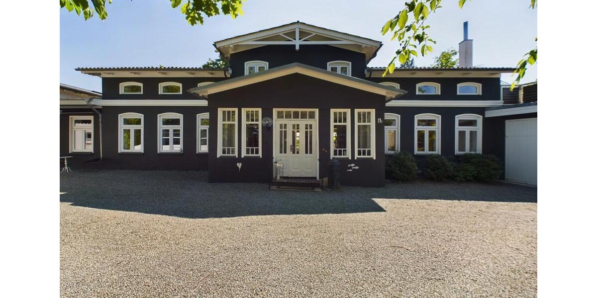 Einfamilienhaus Süderbrarup - 7 Zimmer, 471 m&sup2;, 740.000&euro; | Angebot:24360239