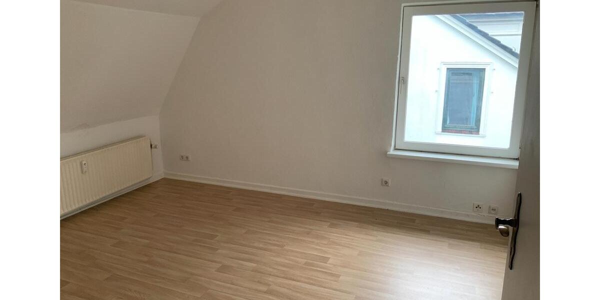 Dachgeschoßwohnung Flensburg Altstadt - 1 Zimmer, 30 m&sup2;, 400&euro; | Angebot:22162568