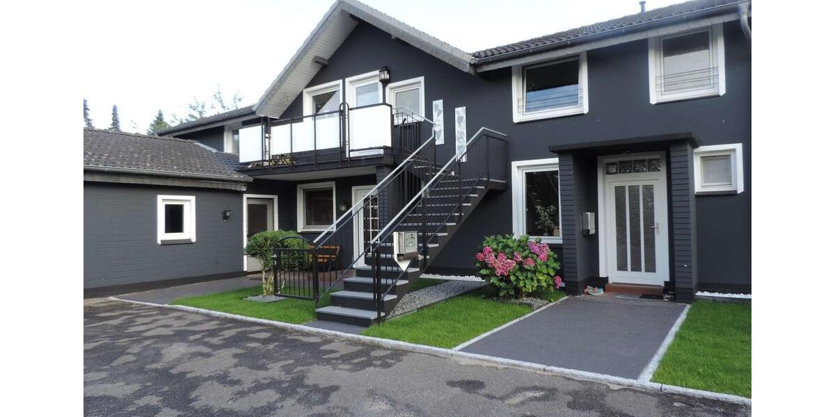 Dachgeschoßwohnung Handewitt - 4 Zimmer, 98 m&sup2;, 1.000&euro; | Angebot:26478299