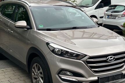 Hyundai TUCSON 167.000 km 9.999 &euro; Flensburg 24941
